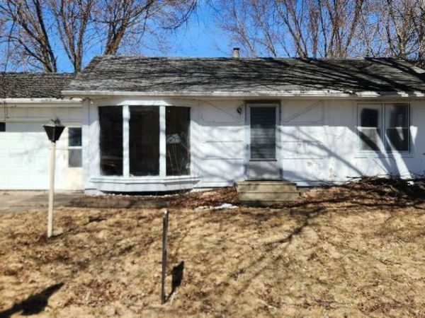 918 Plainview Lane, Albert Lea, MN 56007