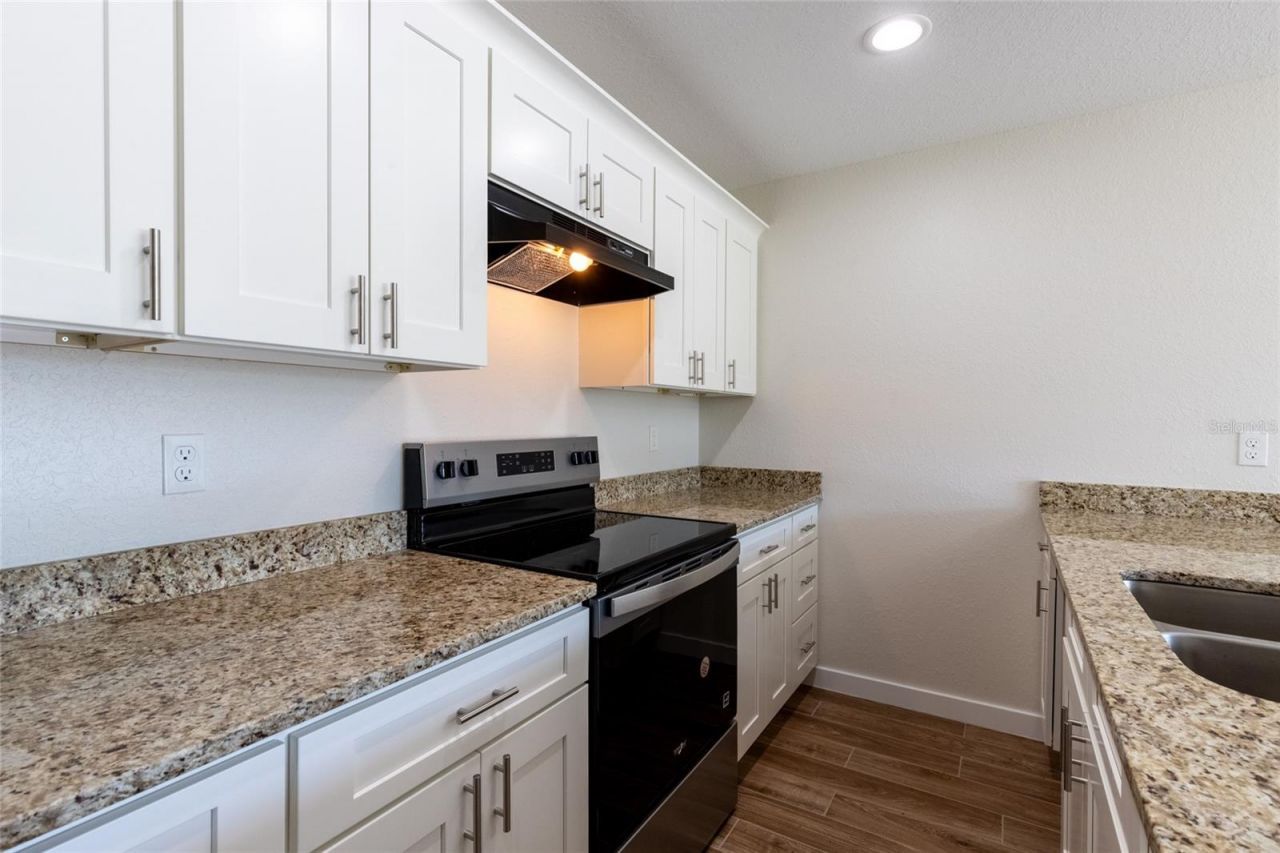 6301 Candler Terrace , Sebring, FL 33876 Photo