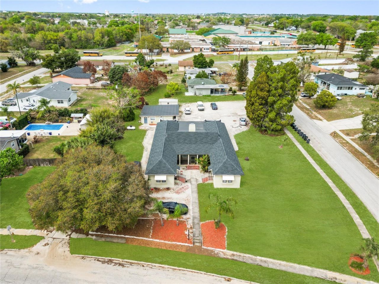 315 Ridge Manor Drive , Lake Wales, FL 33853 Photo