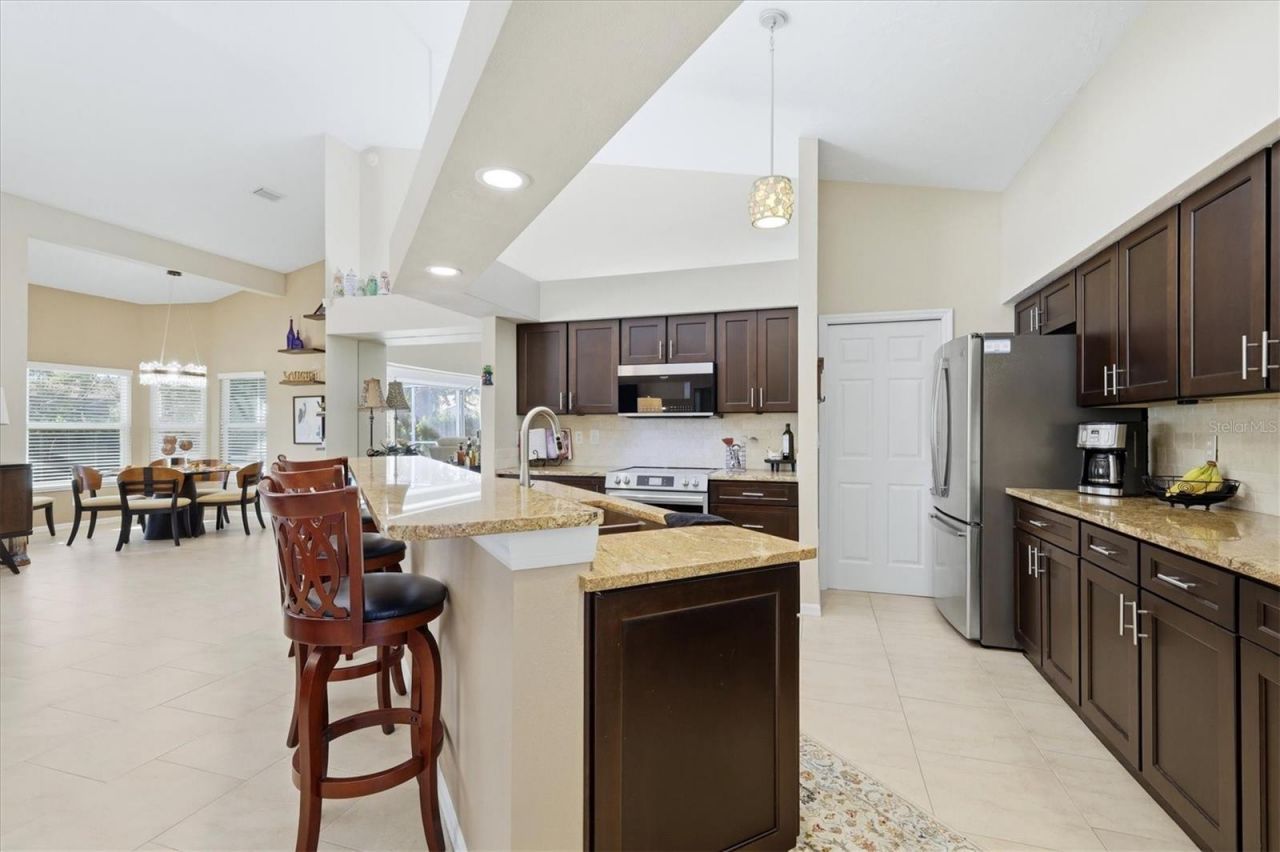 3746 Surrey Lane, Sarasota, FL 34235 Photo