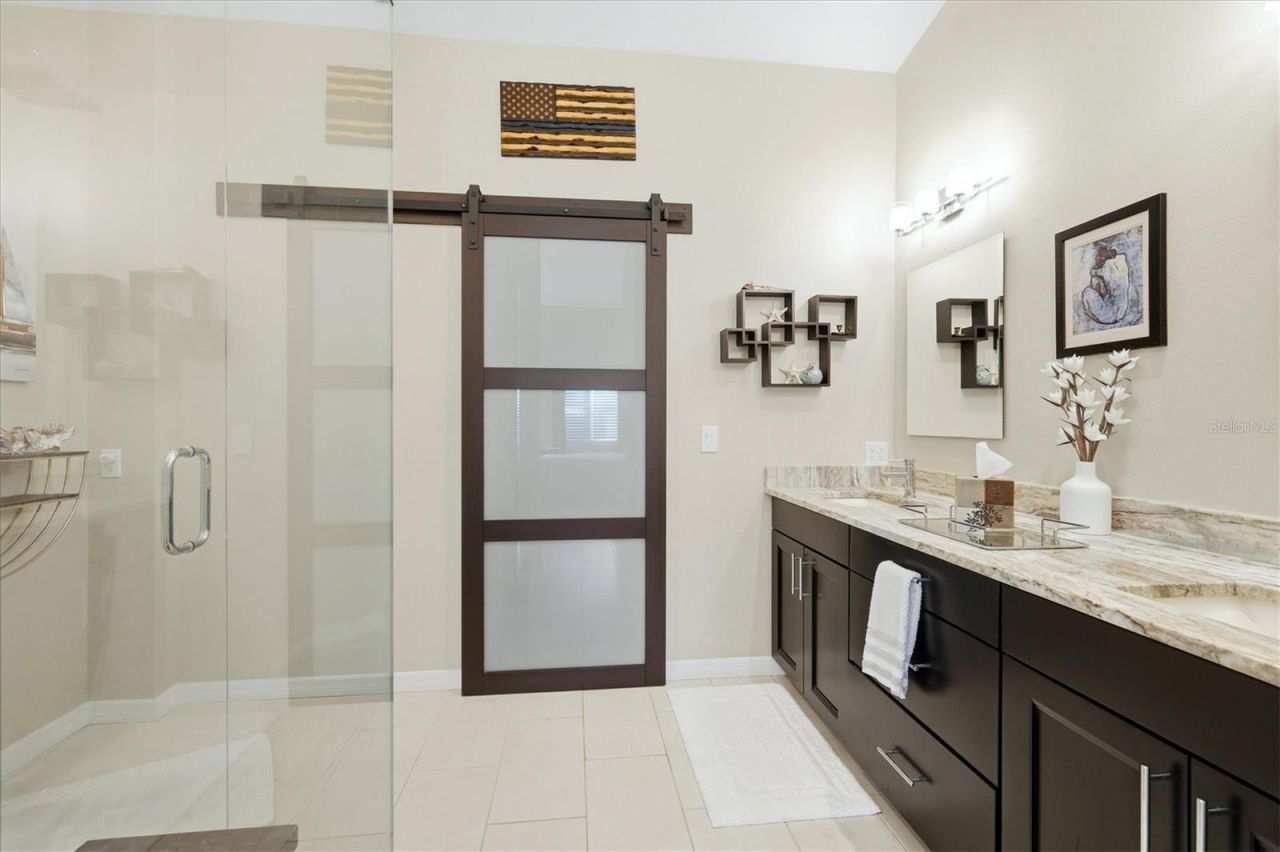 3746 Surrey Lane, Sarasota, FL 34235 Photo