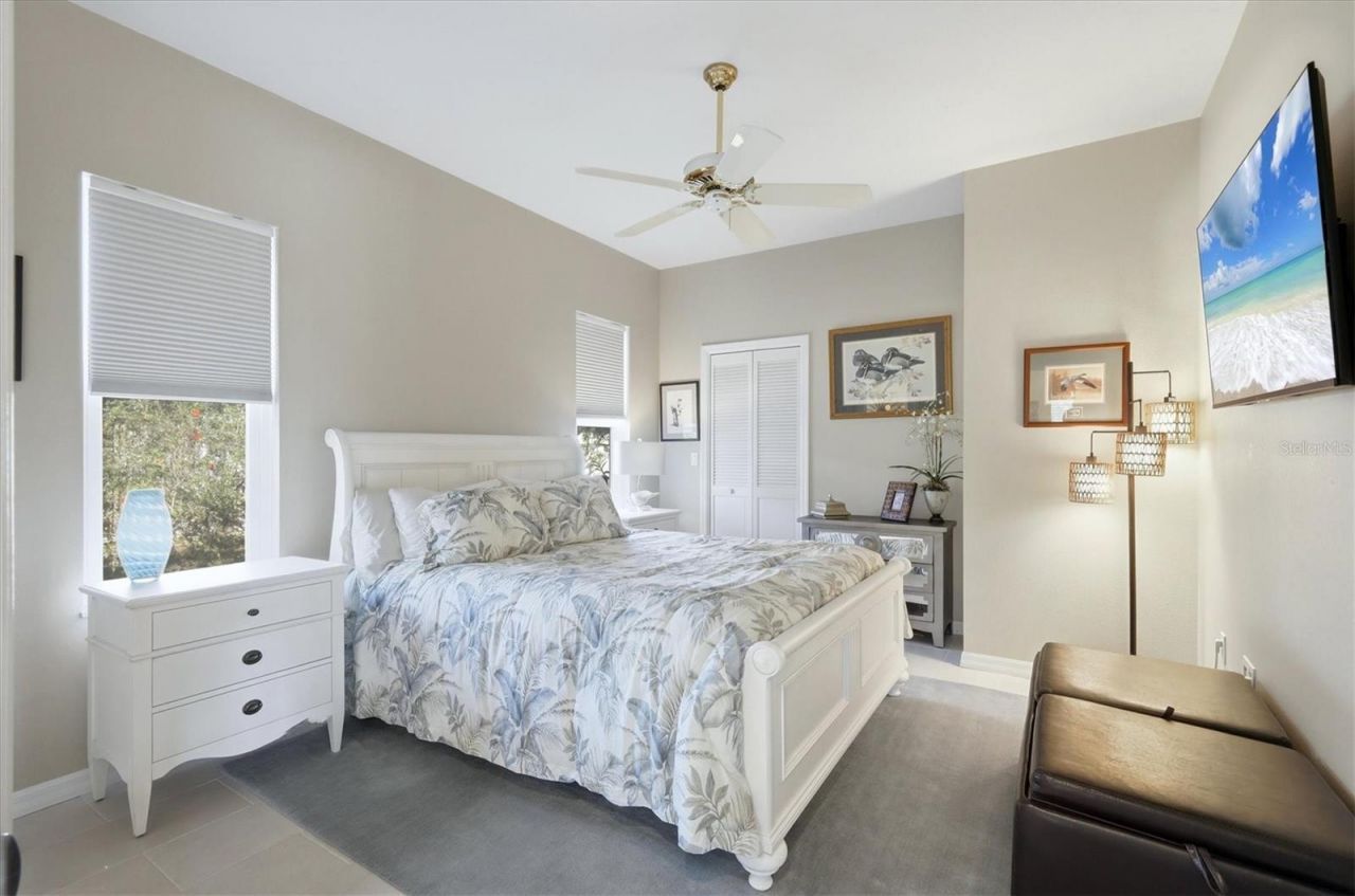 3746 Surrey Lane, Sarasota, FL 34235 Photo