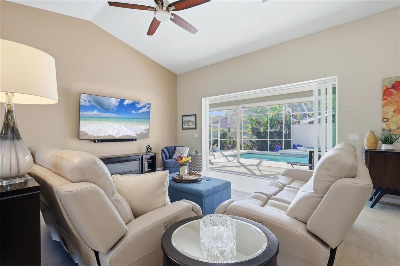 3746 Surrey Lane, Sarasota, FL 34235 Photo