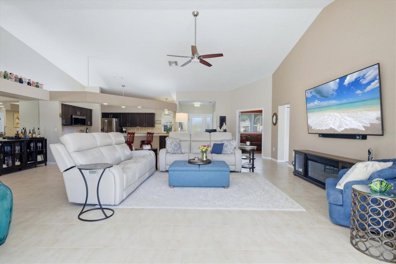 3746 Surrey Lane, Sarasota, FL 34235 Photo