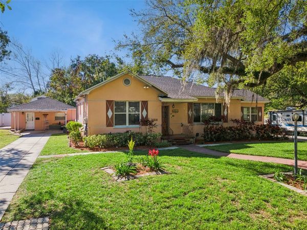 3016 N ALBANY AVENUE, TAMPA, FL 33607