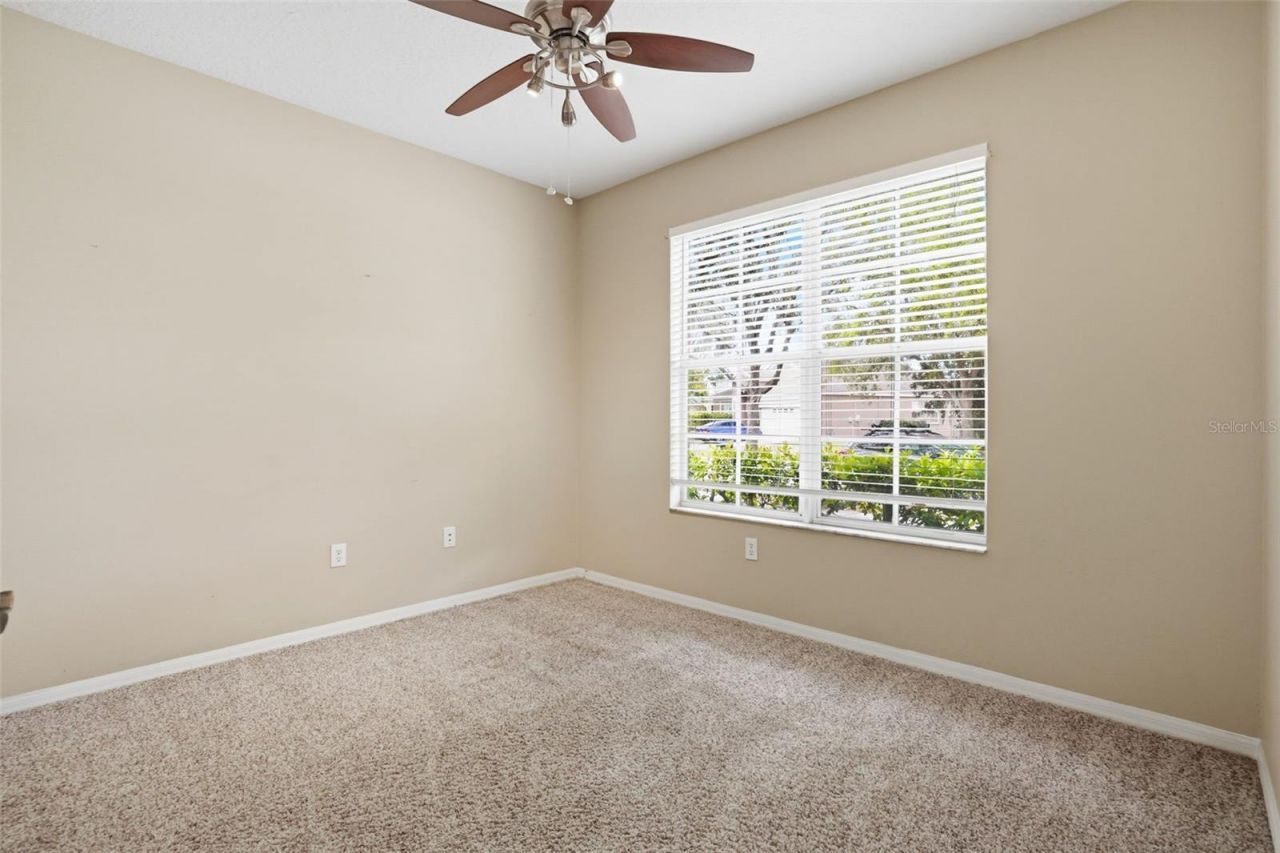 6407 Bridgecrest Drive , Lithia, FL 33547 Photo