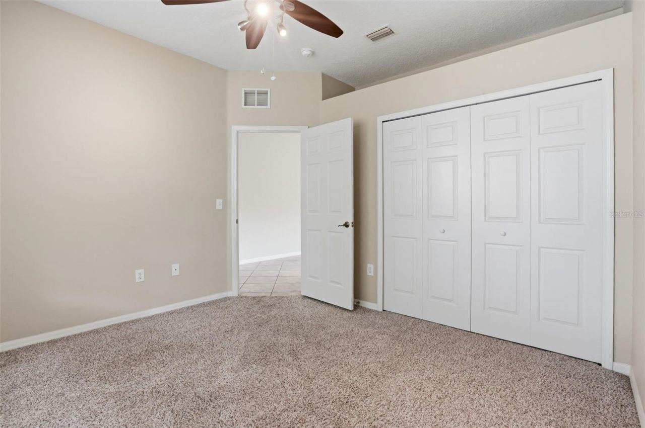 6407 Bridgecrest Drive , Lithia, FL 33547 Photo