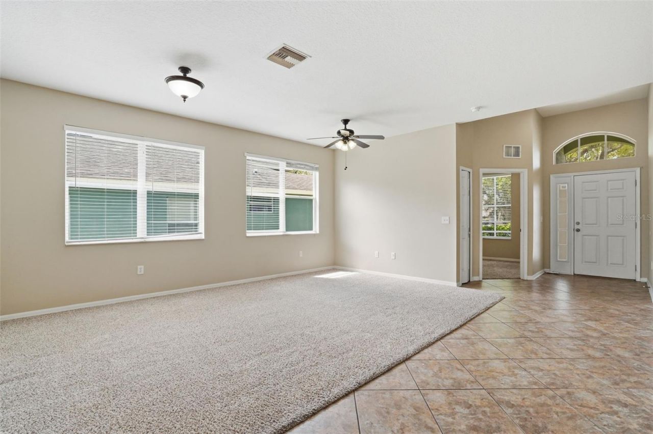 6407 Bridgecrest Drive , Lithia, FL 33547 Photo