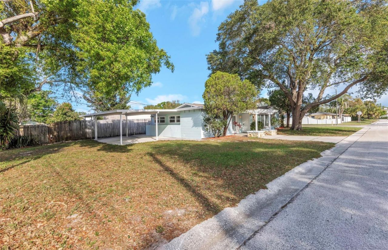 360 57th Street N, Saint Petersburg, FL 33710 Photo