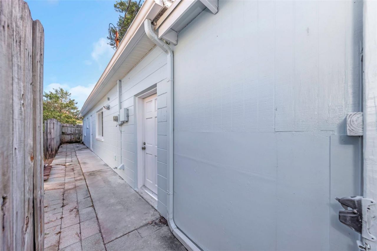 360 57th Street N, Saint Petersburg, FL 33710 Photo