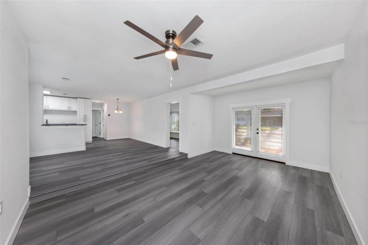 360 57th Street N, Saint Petersburg, FL 33710 Photo