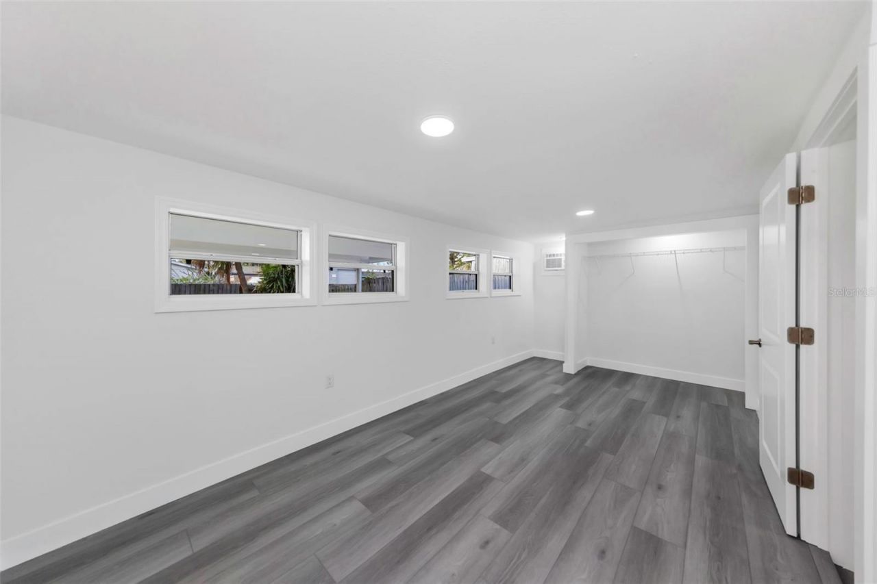 360 57th Street N, Saint Petersburg, FL 33710 Photo