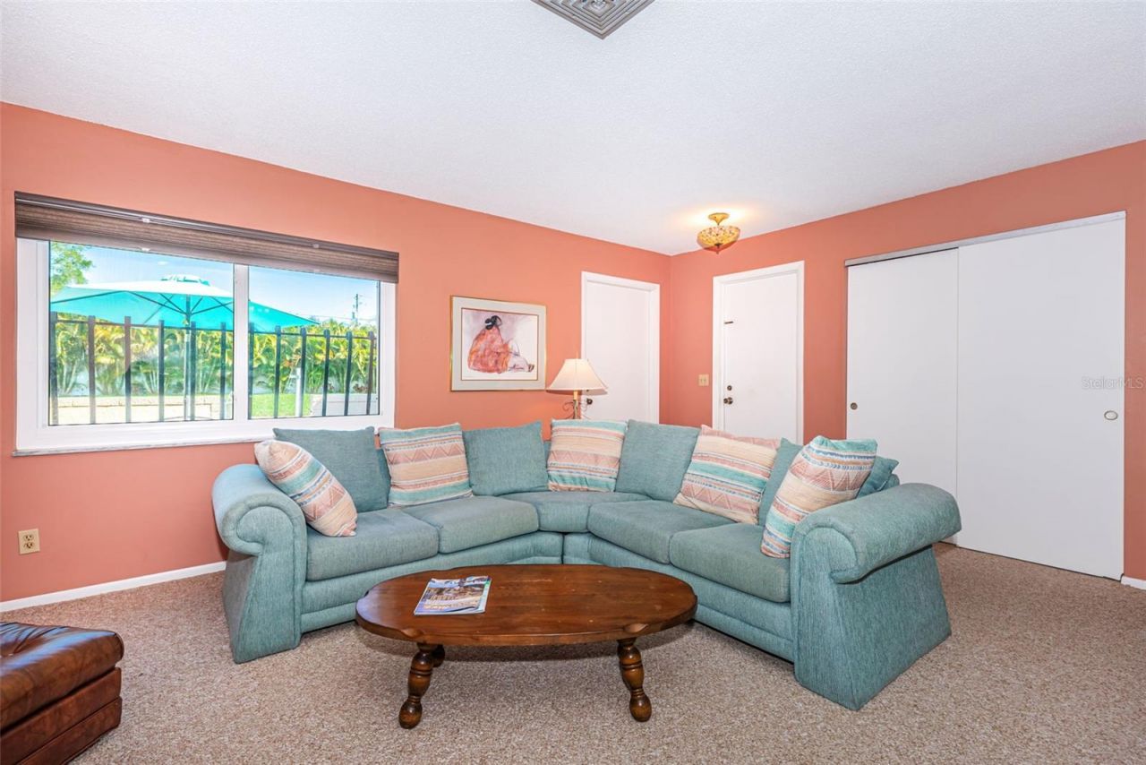 4106 53rd Avenue S, Saint Petersburg, FL 33711 Photo