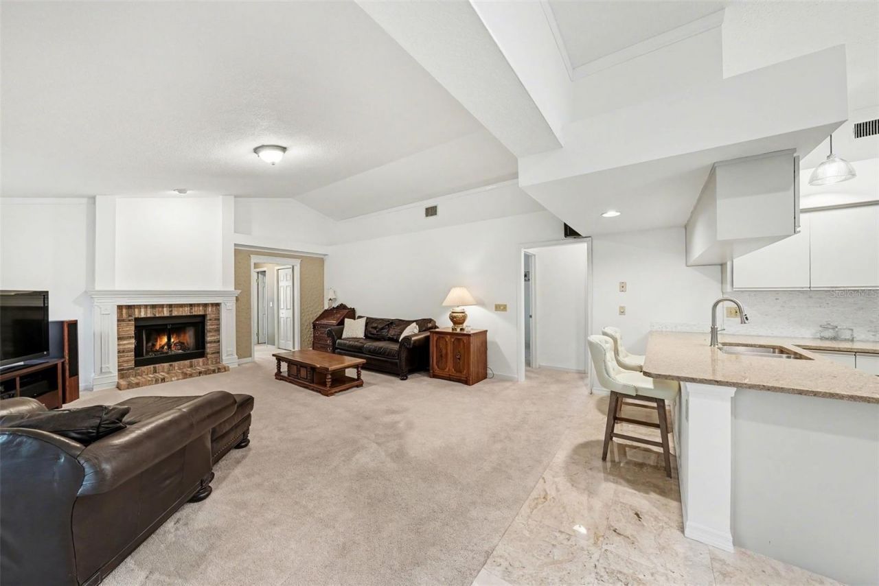 12804 Wallingford Drive, Tampa, FL 33624 Photo