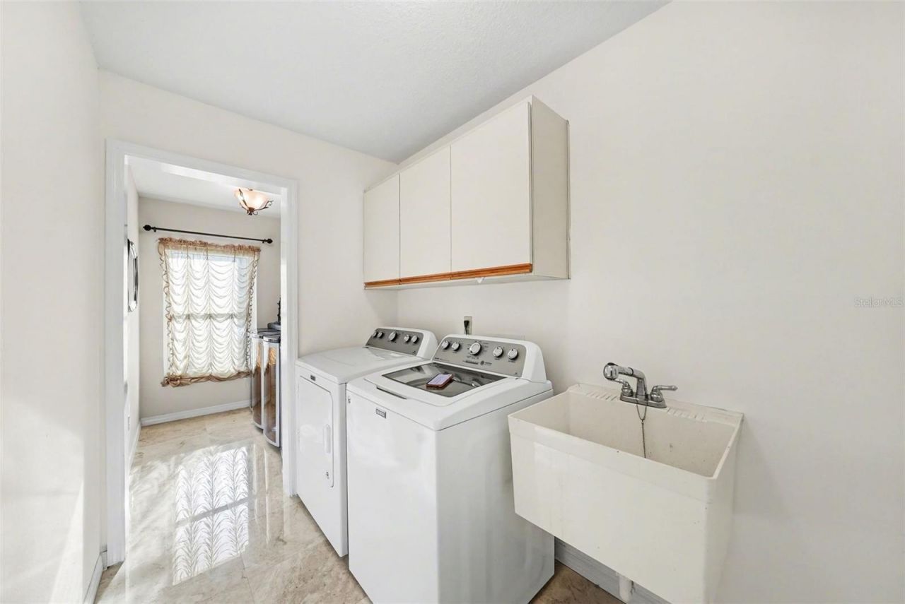 12804 Wallingford Drive, Tampa, FL 33624 Photo