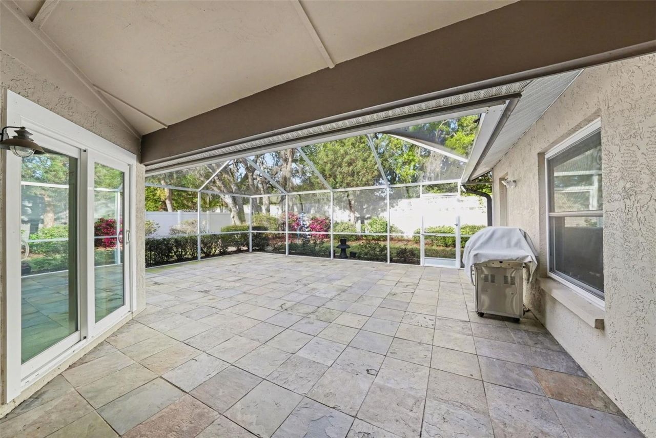 12804 Wallingford Drive, Tampa, FL 33624 Photo