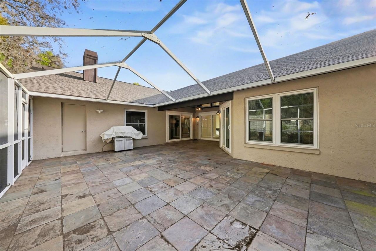 12804 Wallingford Drive, Tampa, FL 33624 Photo