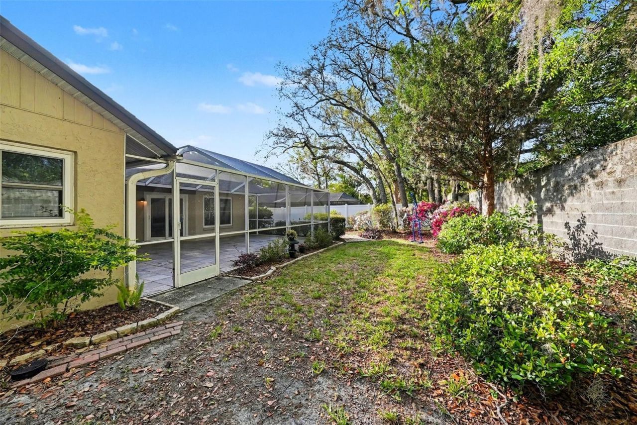 12804 Wallingford Drive, Tampa, FL 33624 Photo