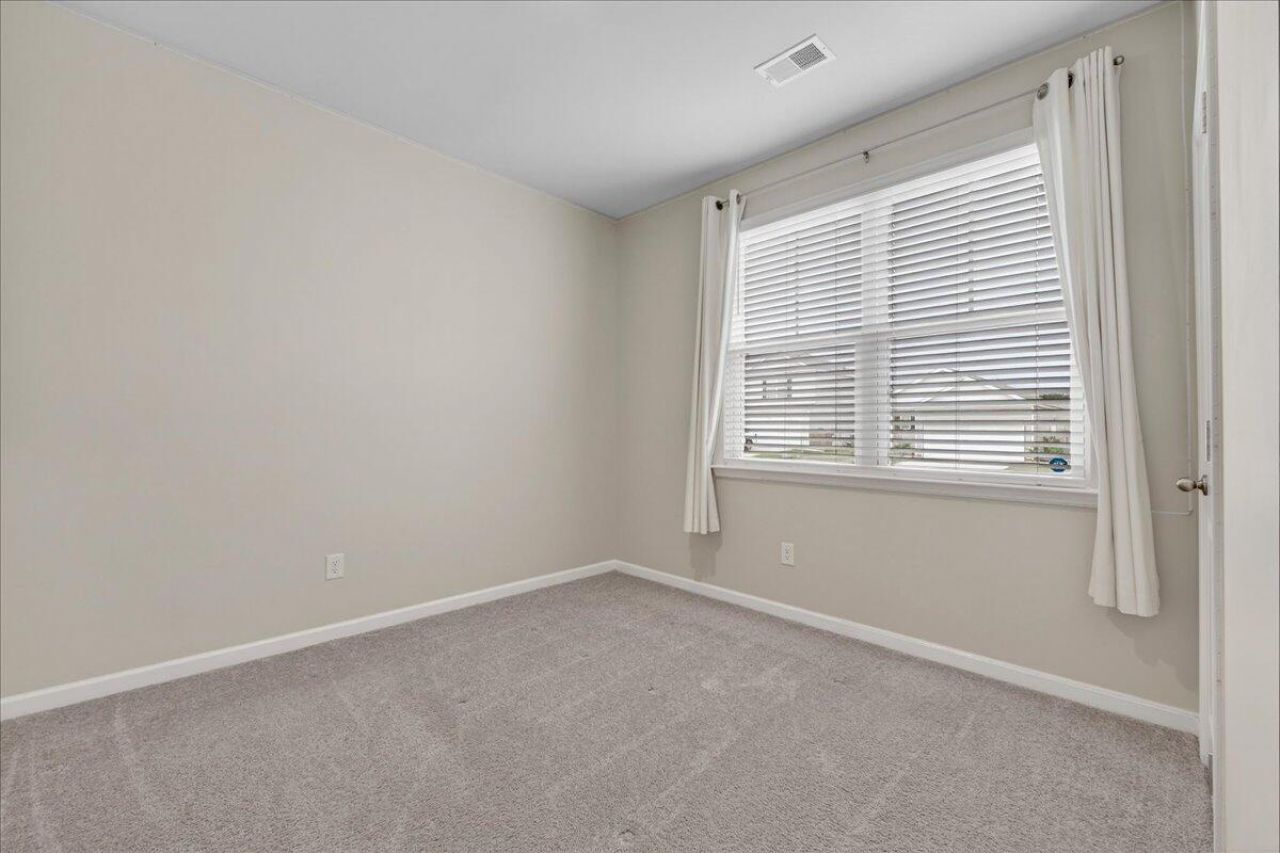104 Green Passage Lane Photo 14