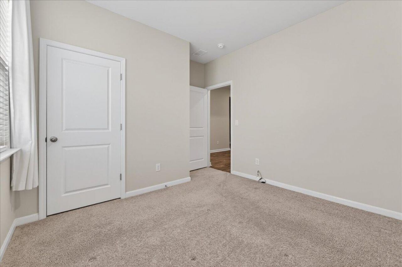 104 Green Passage Lane Photo 15