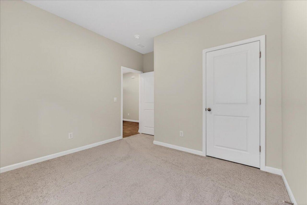 104 Green Passage Lane Photo 18