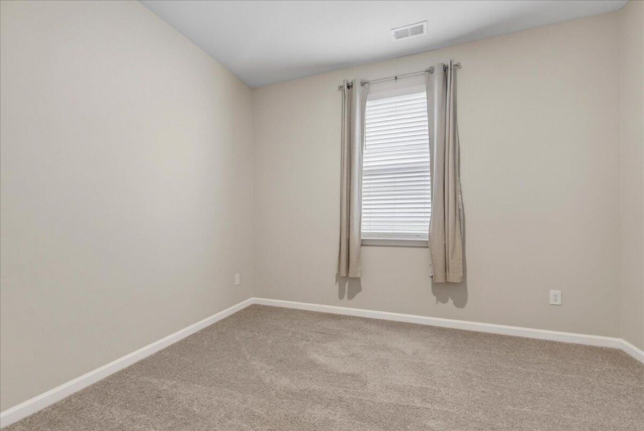 104 Green Passage Lane Photo 19