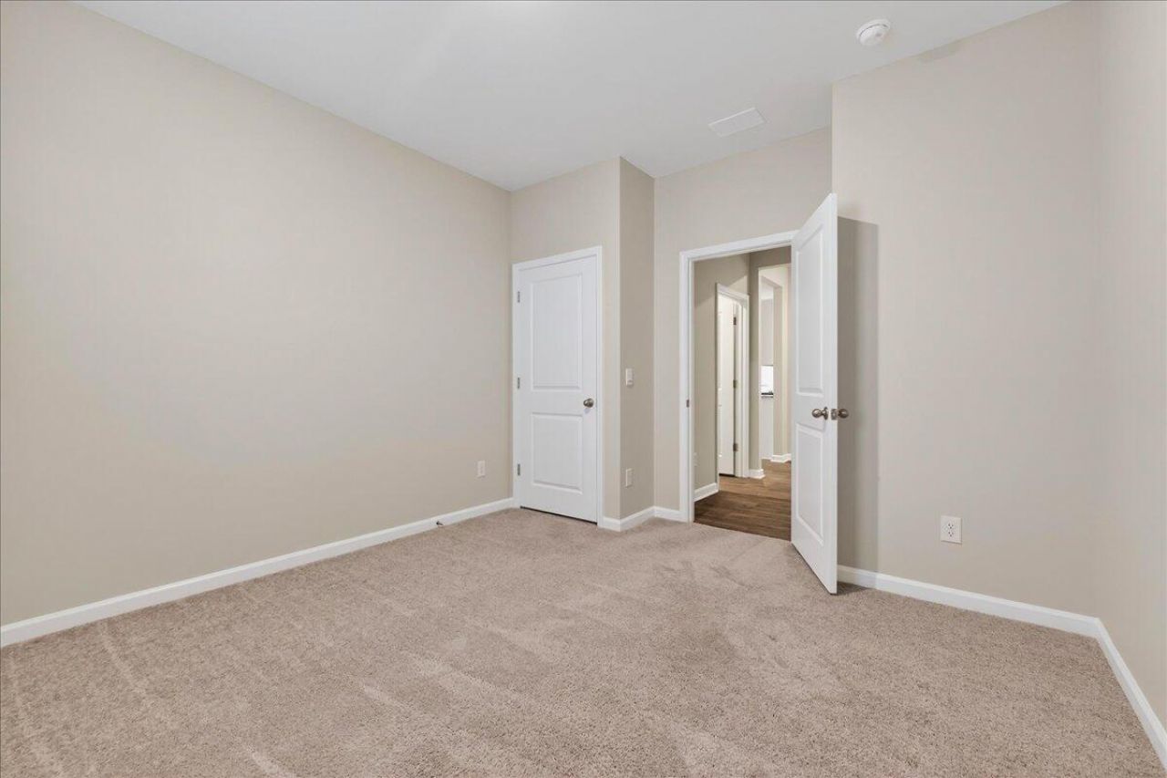 104 Green Passage Lane Photo 20