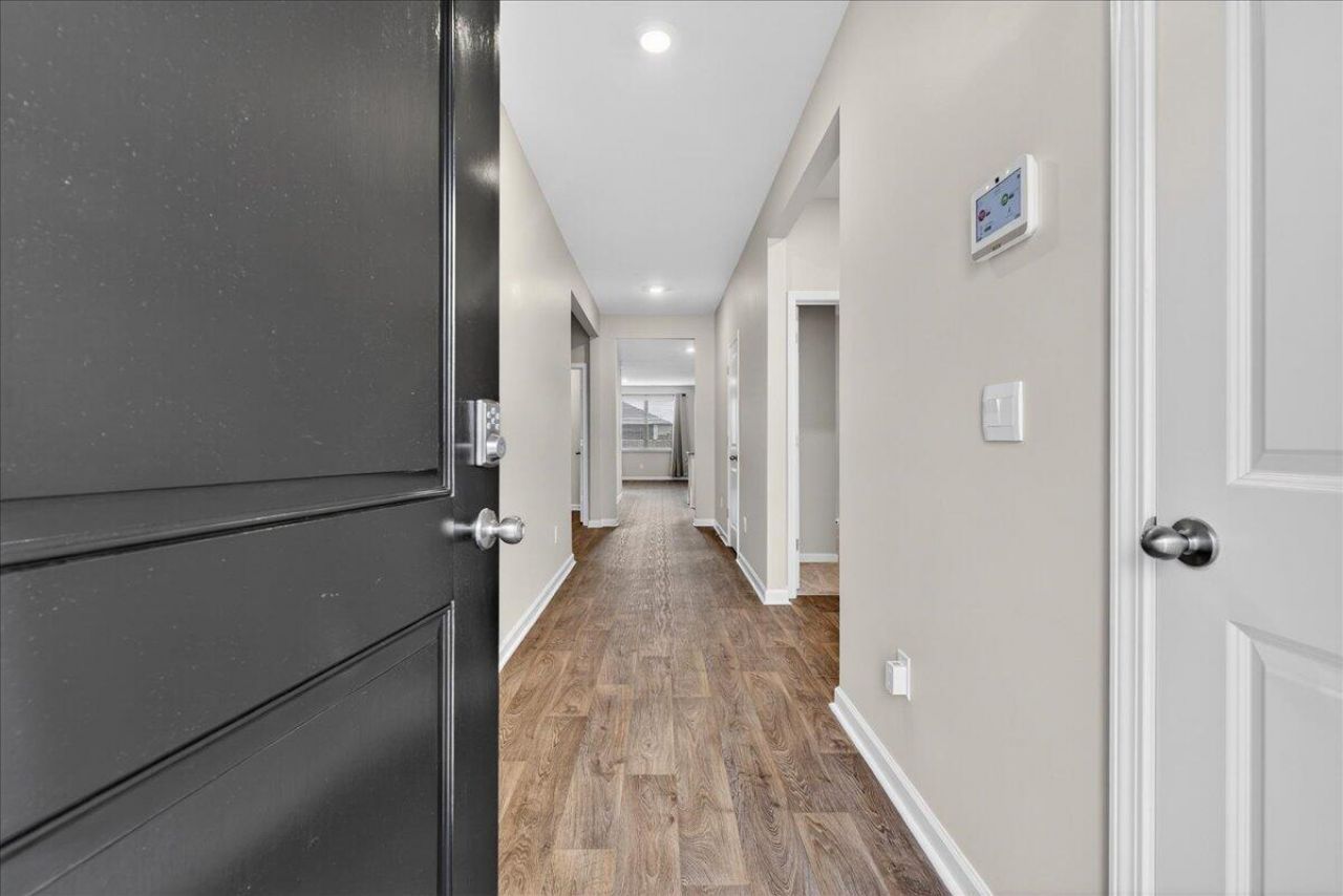 104 Green Passage Lane Photo 4