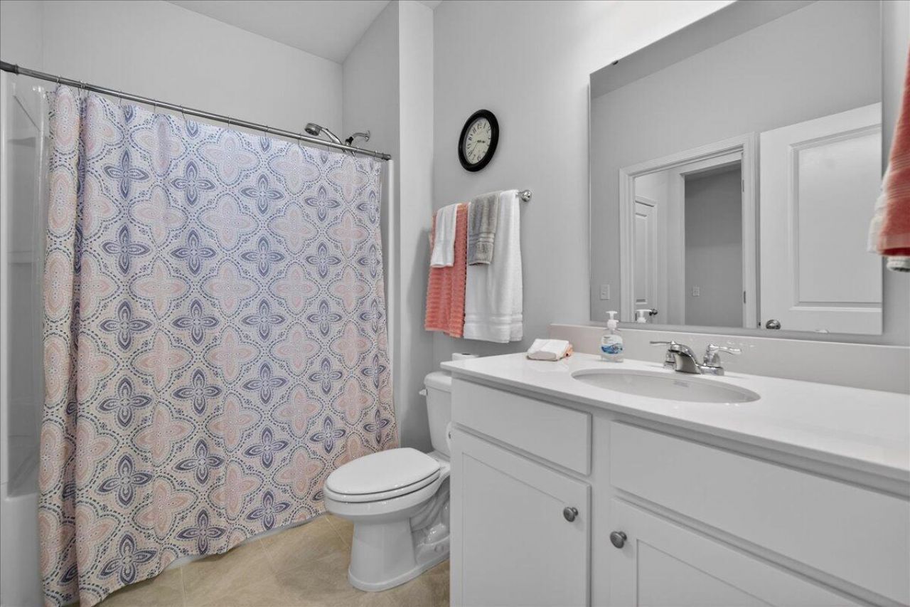 219 Celestial Boulevard Photo 10