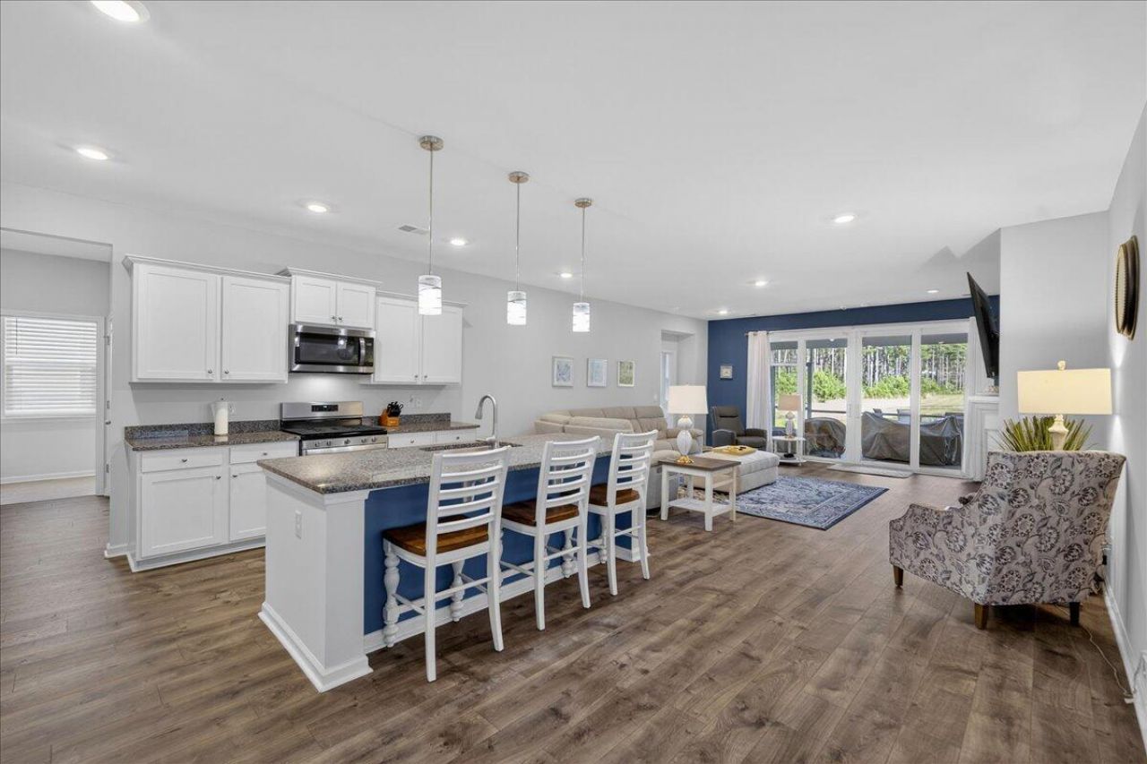 219 Celestial Boulevard Photo 15