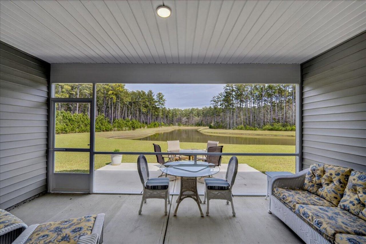 219 Celestial Boulevard Photo 26