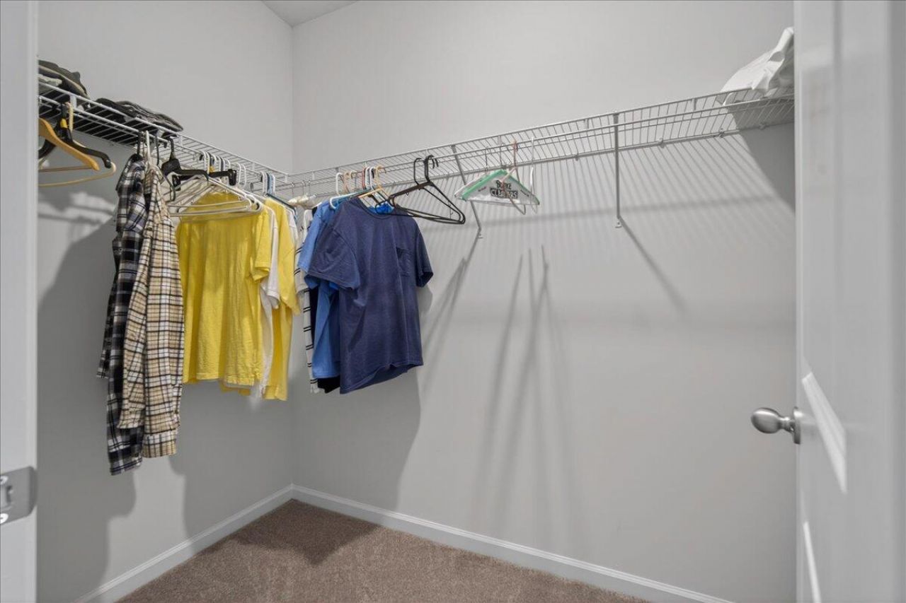 219 Celestial Boulevard Photo 33