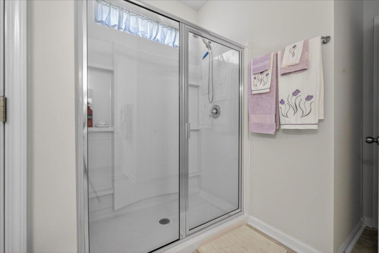 219 Celestial Boulevard Photo 36