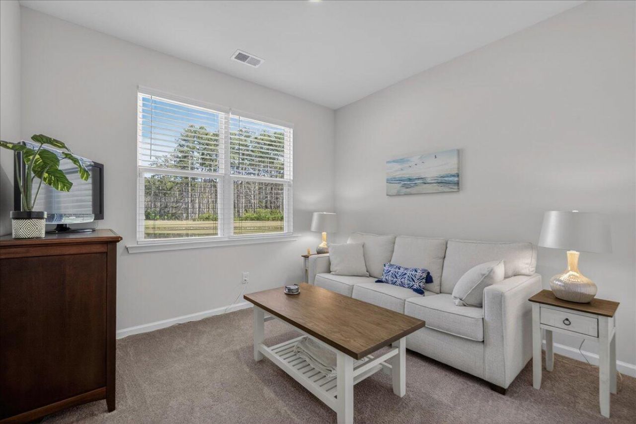 219 Celestial Boulevard Photo 40