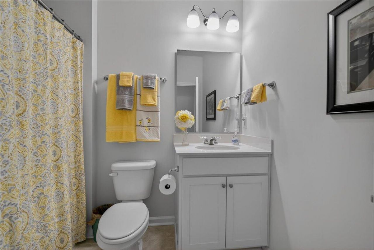 219 Celestial Boulevard Photo 42