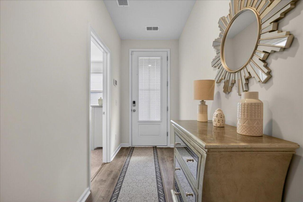 219 Celestial Boulevard Photo 6