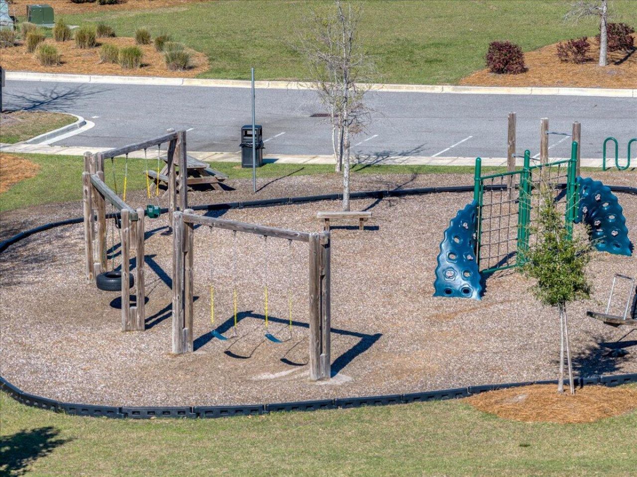 219 Celestial Boulevard Photo 63