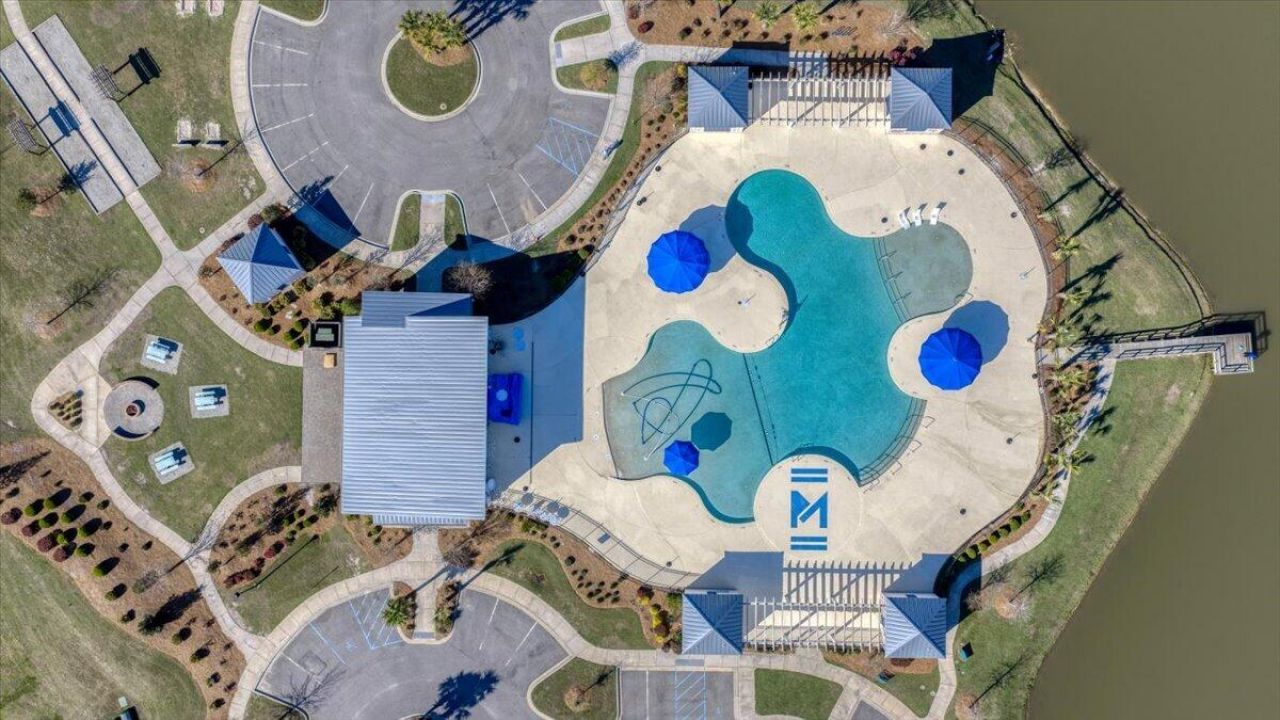 219 Celestial Boulevard Photo 65