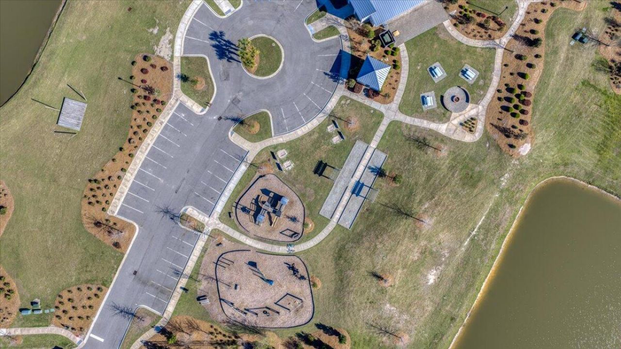 219 Celestial Boulevard Photo 66