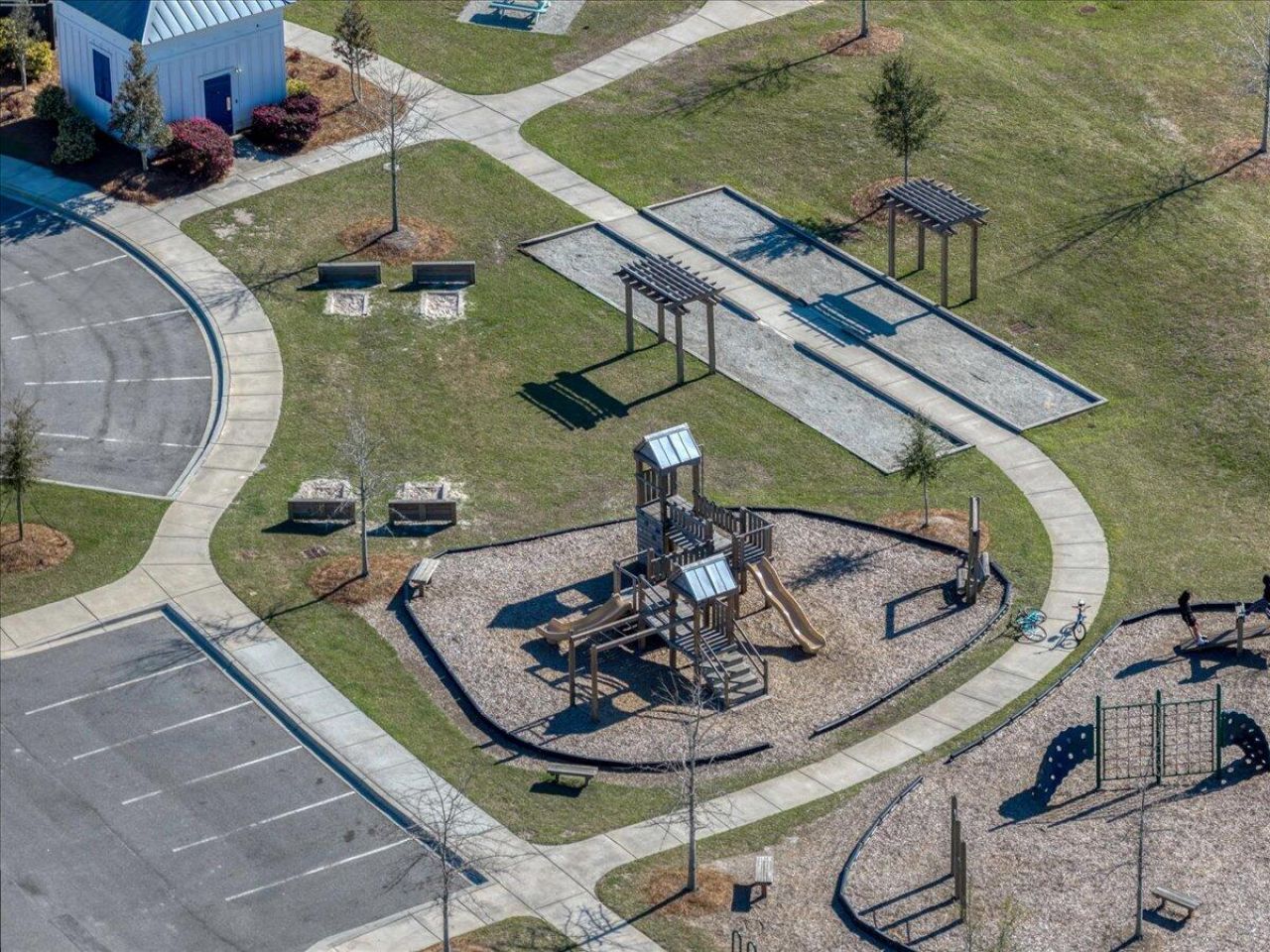 219 Celestial Boulevard Photo 68