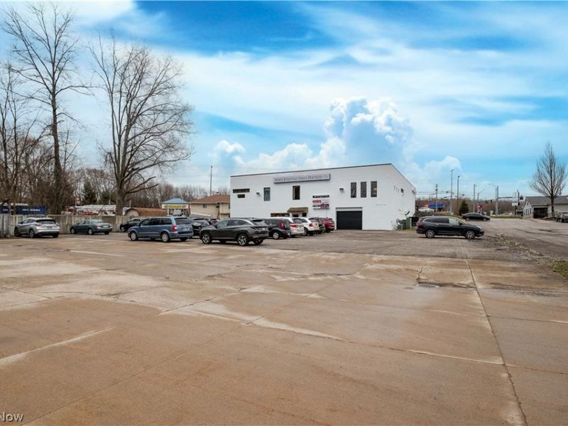 34100 Center Ridge Road , North Ridgeville, OH 44039 Photo 15