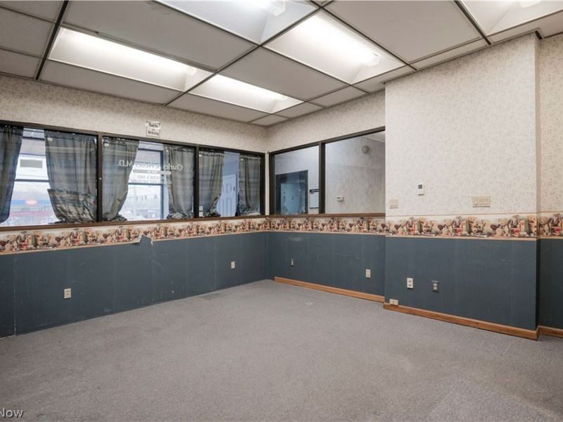 34100 Center Ridge Road , North Ridgeville, OH 44039 Photo 2