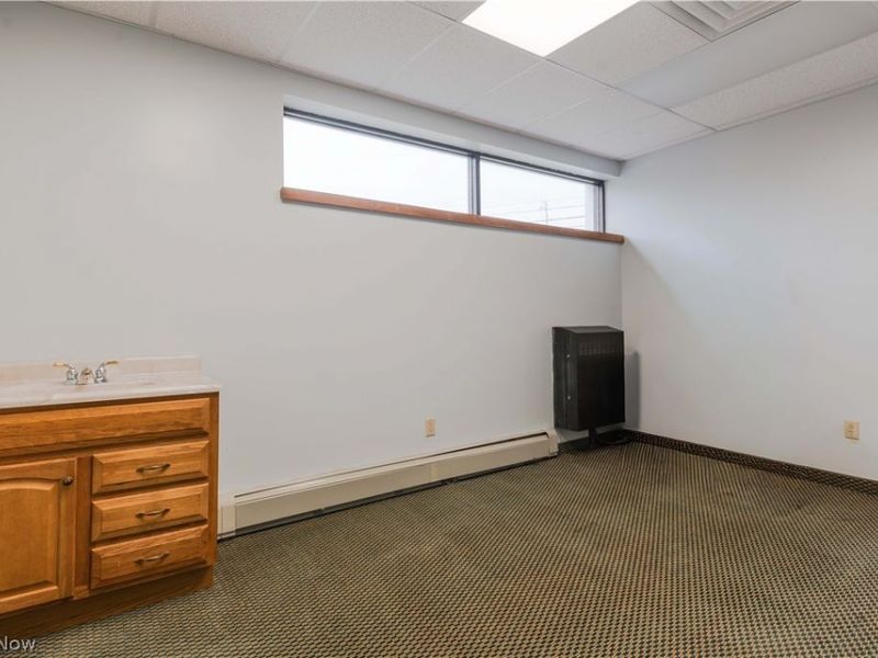 34100 Center Ridge Road , North Ridgeville, OH 44039 Photo 5