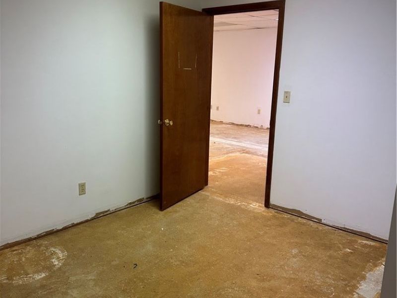 1140 W Pleasant Valley Road , Parma, OH 44134 Photo 28