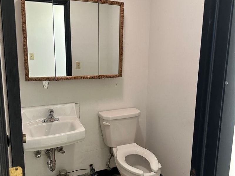 1140 W Pleasant Valley Road , Parma, OH 44134 Photo 36