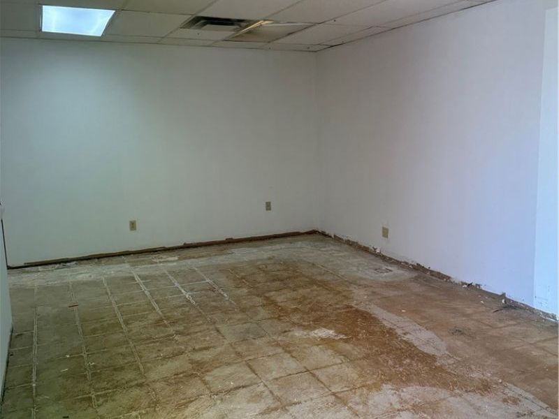 1140 W Pleasant Valley Road , Parma, OH 44134 Photo 9