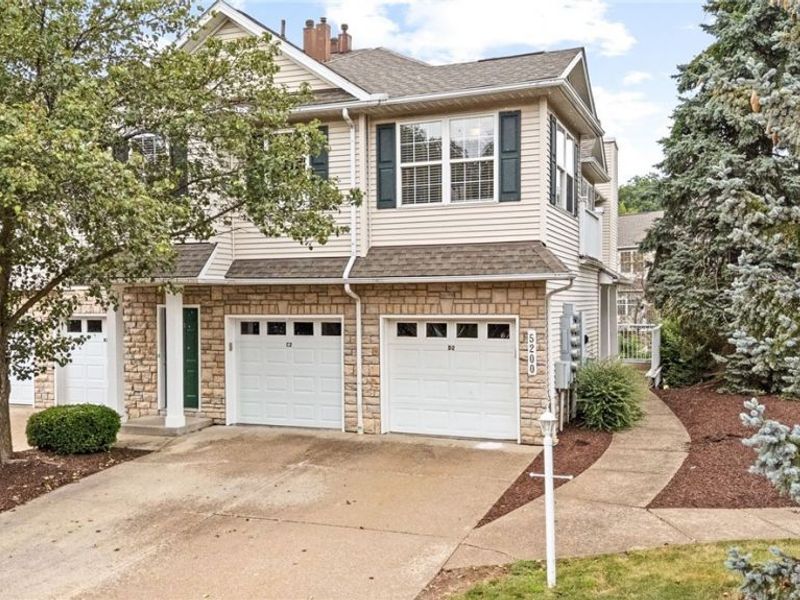 5200 Heather Field Circle , Unit C2, Parma, OH 44134 Photo 3