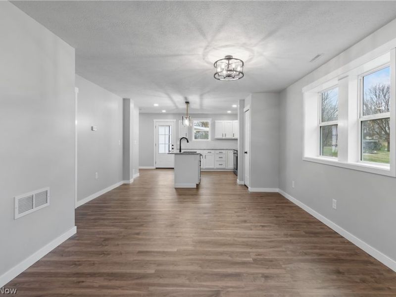 2351 Heston Drive, Lake Milton, OH 44429 Photo 19