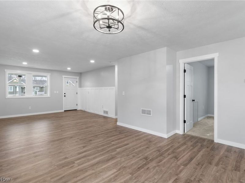 2351 Heston Drive, Lake Milton, OH 44429 Photo 20