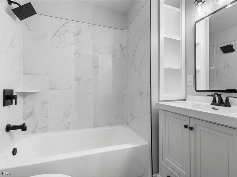 2351 Heston Drive, Lake Milton, OH 44429 Photo 26